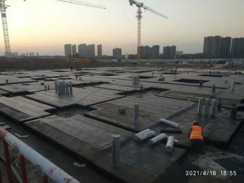 郑州坤达江山筑3-4地块项目防水工程.jpg